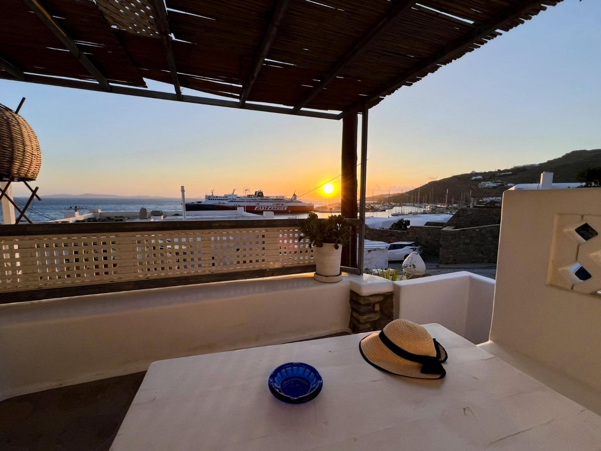Mykonos Nests - Sea View Escape Apartment