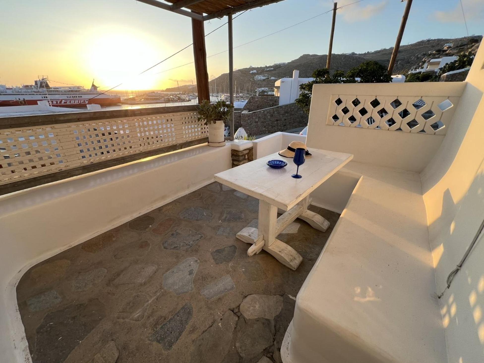 Mykonos Nests - Sea View Escape Apartment *